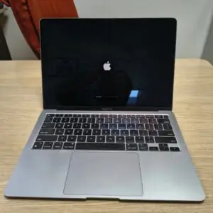 mackbook air m1 8/256